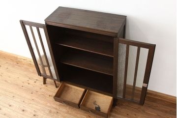 アンティーク家具　アンティーク　古い木のモールとダイヤガラス入り本箱(ブックケース)