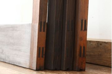 アンティーク　古い無垢材のガラス戸4枚セット?(引き戸・建具)