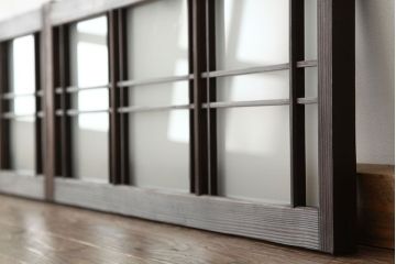 和製アンティーク　古い木のモダンな明り取り(欄間)(1)