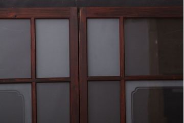 アンティーク　古い木のレトロな模様ガラス戸2枚セット(引き戸)