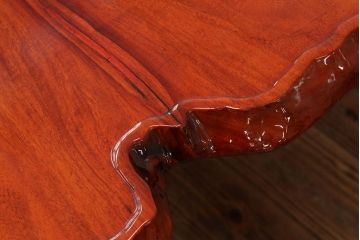 アンティーク家具　古民具・骨董　特大!花梨無垢一枚板の上質な座卓(テーブル、カリン材)