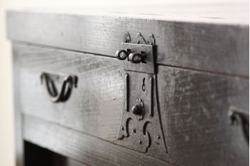 アンティーク家具　古民具・骨董　江戸時代使い込まれた前欅帳場箪笥(直し有り)