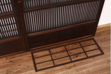 ★古民具・骨董　古い木の腰板欅裏障子付き格子戸2枚セット(引き戸)