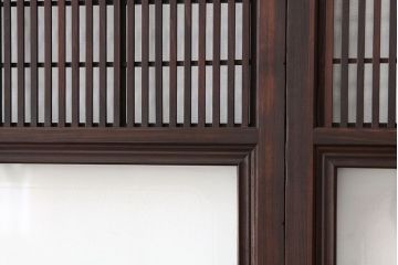 古民具・骨董　希少な巾の広い裏障子付き格子戸4枚セット(引き戸)