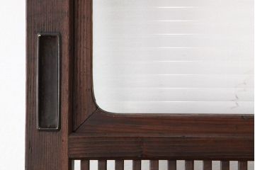 古民具・骨董　腰板欅のモールガラス入り格子戸4枚セット
