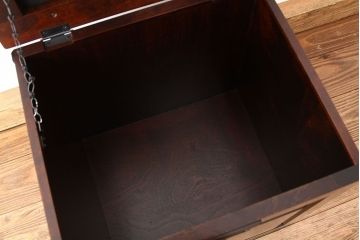 中古　北海道民芸家具　スツール(収納付き・キャスター)