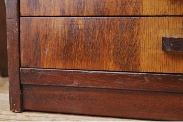 レトロ家具　古い木のレトロな小引き出し