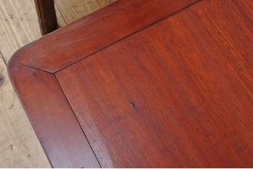 レトロ家具　古い栓材のレトロなちゃぶ台