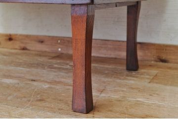 レトロ家具　古い栓材のレトロなちゃぶ台