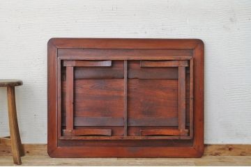 レトロ家具　古い栓材のレトロなちゃぶ台