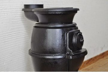 アンティーク雑貨　美品!!古い鋳物ストーブ(2)(フクロク)