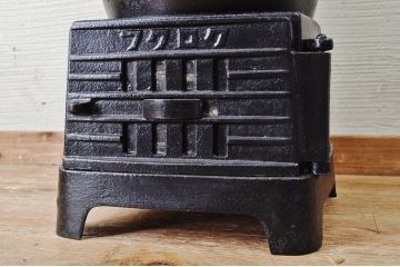 アンティーク雑貨　美品!!古い鋳物ストーブ(2)(フクロク)
