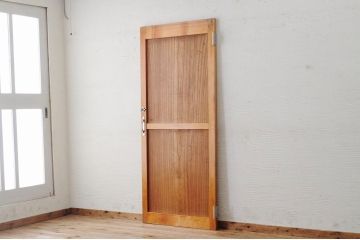 桐材一枚板　贅沢な作りのドア