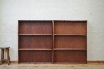 アンティーク家具　古い木の薄型飾り棚(DVDラック)5