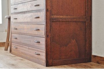 アンティーク家具　小物収納にぴったりなアンティーク引き出し(チェスト)