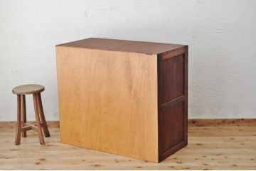 アンティーク家具　小物収納にぴったりなアンティーク引き出し(チェスト)