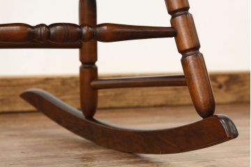 ★中古　古い木のレトロなロッキングチェア