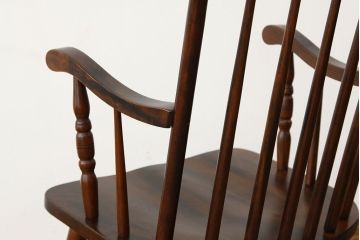 ★中古　古い木のレトロなロッキングチェア