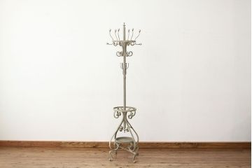 アンティーク雑貨　中古　デザインアイアンポールハンガー?