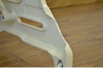 白いペイントのかわいいリメイクミシンテーブル(RICCAR)作業台