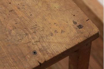 レトロ家具　昭和レトロ　古い学校の無垢材角スツール2脚セット?