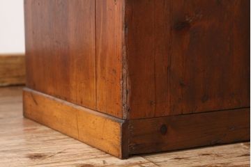 アンティーク家具　アンティーク　古い木の結霜ガラス入り収納棚