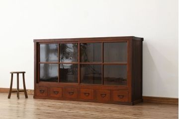 レトロ家具　昭和レトロ　古い木の6杯引き出し収納棚(サイドボード)