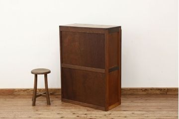 レトロ家具　アンティーク　モールガラス入りレトロな本箱(収納棚)