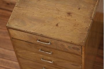 レトロ家具　昭和レトロ　古いナラ材のシンプルな5杯小引き出し(アンティーク)