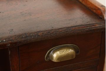 アンティーク家具　大正ロマン　総欅!古い欅材の使い込まれた帳場机(文机・両袖机)