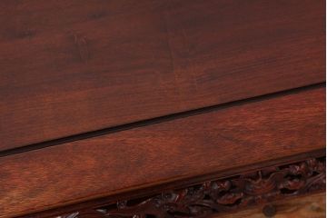 レトロ家具　昭和レトロ　古い唐木の彫刻座卓(テーブル)