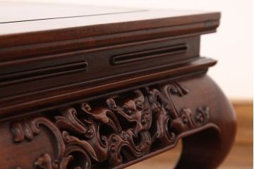 レトロ家具　昭和レトロ　古い唐木の彫刻座卓(テーブル)