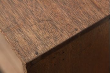 アンティーク家具　アンティーク　古い木の脚付きキャビネット?(収納棚・レコードケース)
