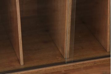 アンティーク家具　アンティーク　古い木の脚付きキャビネット?(収納棚・レコードケース)