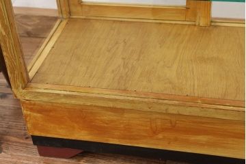 レトロ家具　昭和レトロ　可愛いデザイン!古いパン屋の小さなガラスケース