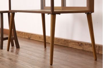 レトロ家具　昭和レトロ　脚付きアンティークガラスケース(ショーケース)