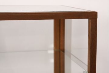 レトロ家具　昭和レトロ　脚付きアンティークガラスケース(ショーケース)
