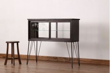 アンティーク家具　アンティーク　素敵な雰囲気!古い木の鉄脚ガラスケース(ショーケース)