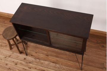 アンティーク家具　アンティーク　素敵な雰囲気!古い木の鉄脚ガラスケース(ショーケース)