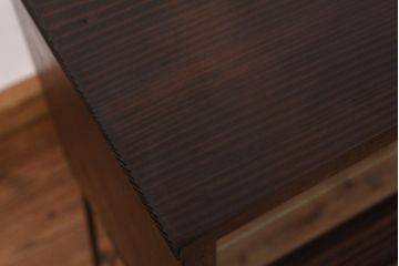 アンティーク家具　アンティーク　素敵な雰囲気!古い木の鉄脚ガラスケース(ショーケース)