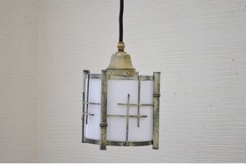 真鍮製　飾りが素敵な吊り下げ照明(電笠)