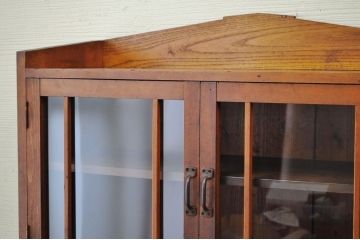 アンティーク家具　古い木の大振りなライティングビューロー
