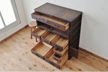 アンティーク家具　前面欅と檜!小振りな関西帳場