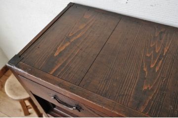 アンティーク家具　前面欅と檜!小振りな関西帳場