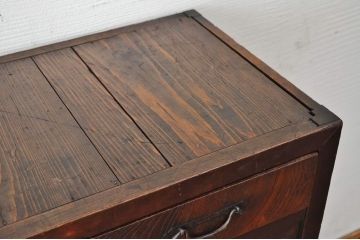 アンティーク家具　前面欅と檜!小振りな関西帳場