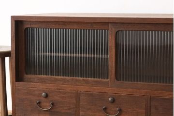 アンティーク家具　アンティーク　古い木のモールガラス鉄脚ローボード(収納棚)