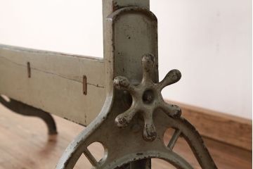 アンティーク家具　アンティーク　インダストリアルデザインワークテーブル(作業台・ダイニングテーブル)