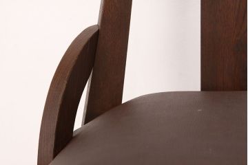 アンティーク家具　アンティーク　素敵なデザイン!回転椅子(ドクターチェア)