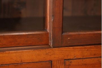 アンティーク　特大!古い雑貨屋の大きな収納棚(飾り棚・ガラスケース)