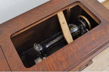 アンティーク雑貨　希少なエリザベスシンガーミシン